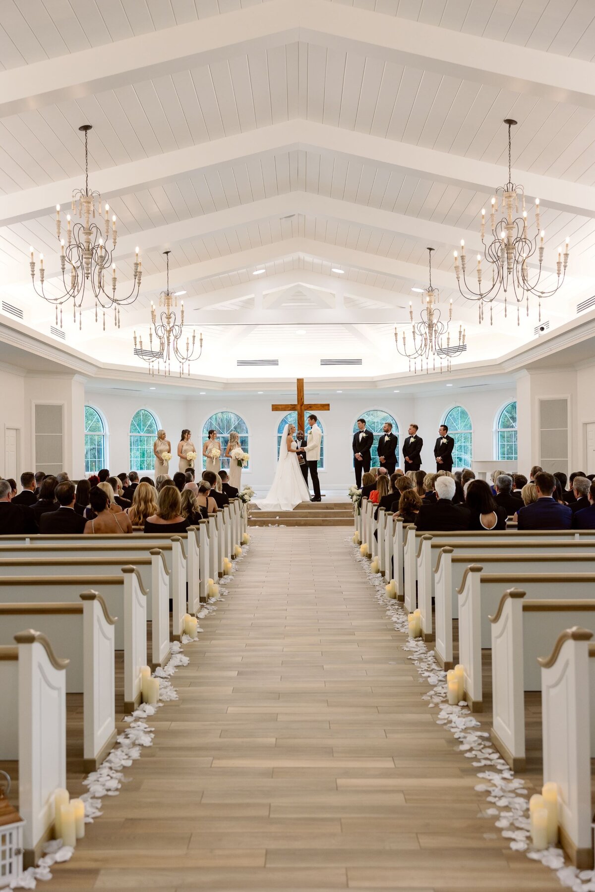 brittany-pannebaker-tampa-florida-destination-wedding-photographer-wedding-chandler-and-cole-tampa-harborside-chapel-283