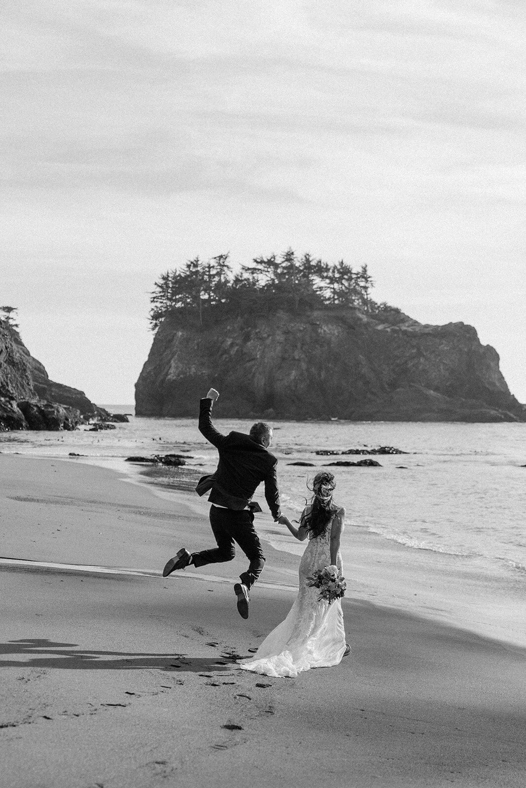 brookings-oregon-elopement-photographer-venturing-vows-79