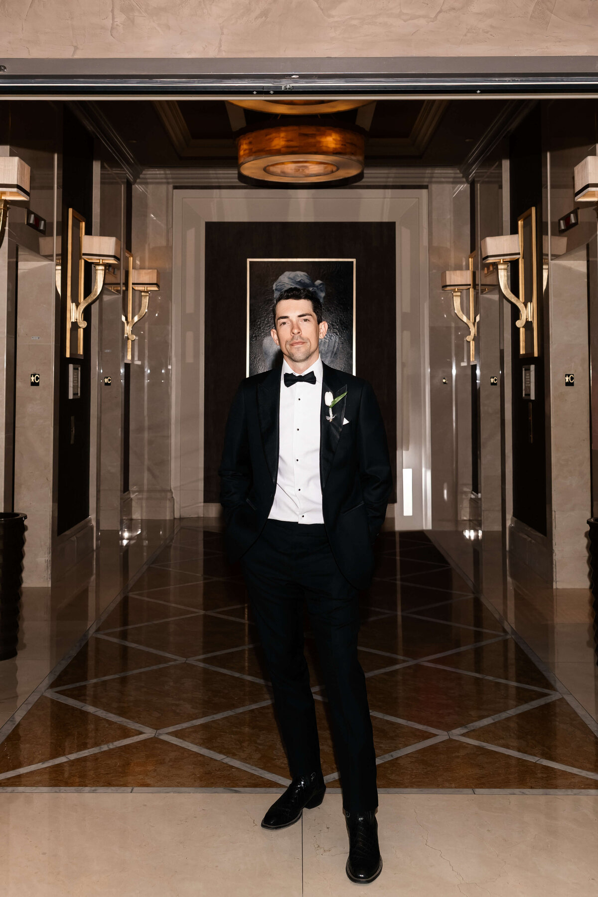 10riskyexposure_samantha-rydge_las-vegas-elopement-photography
