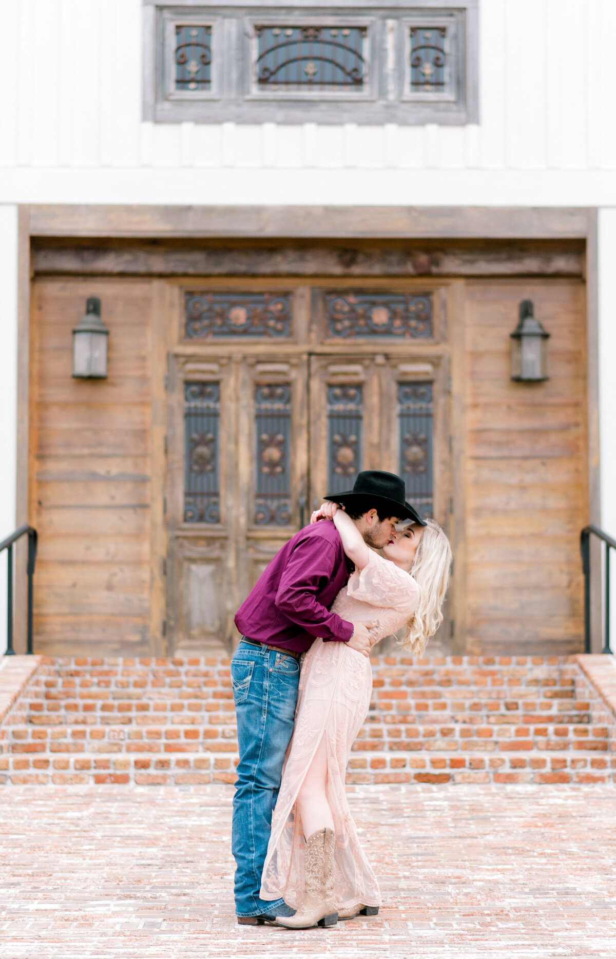 The White Magnolia Engagement Session-27