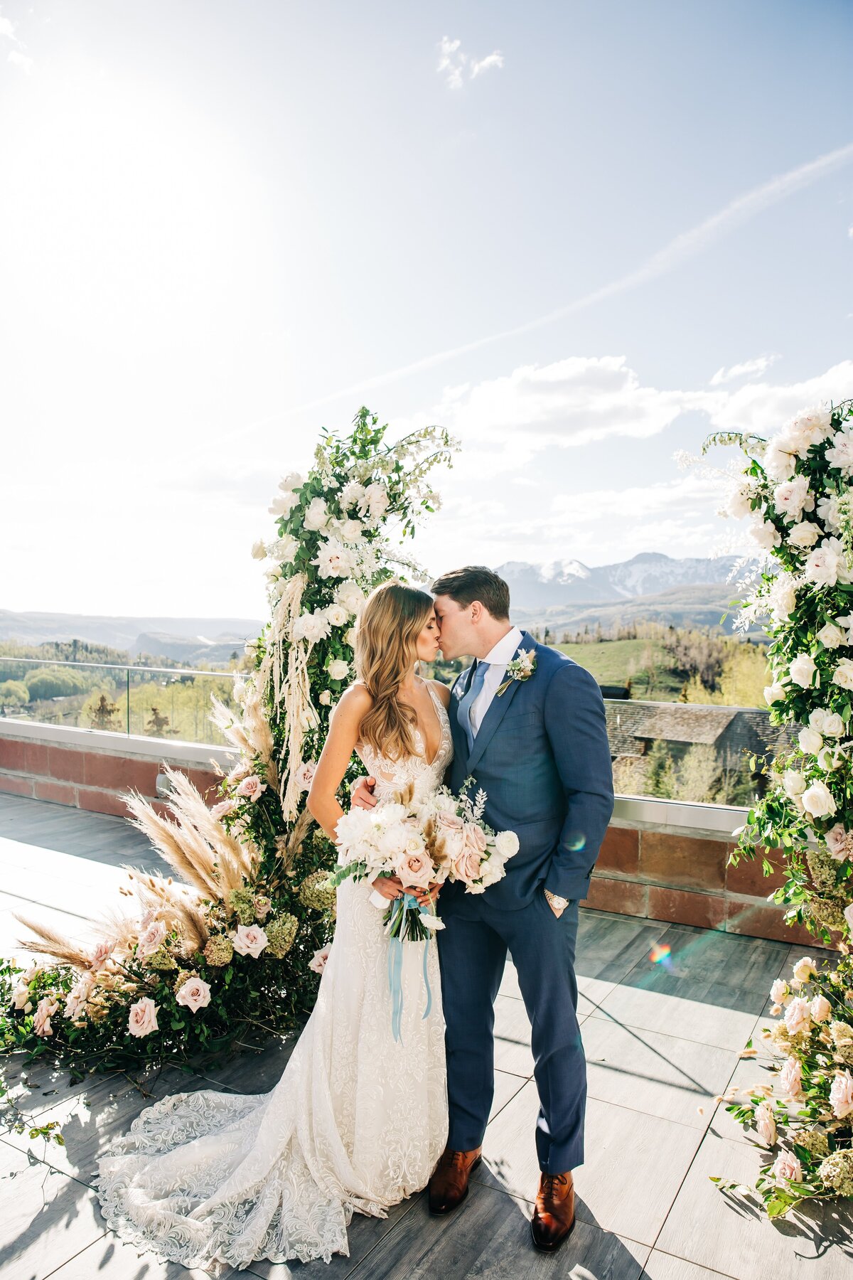 AbieLivesayPhotography-TellurideWeddingPhotographer-SoireeTelluride-OmearaWeddingPreview-15