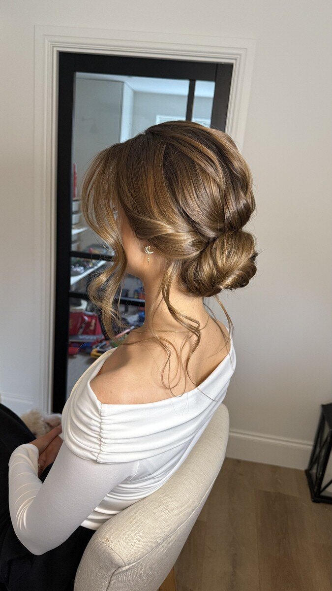 elegant-bridal-hair-berkshire (1)