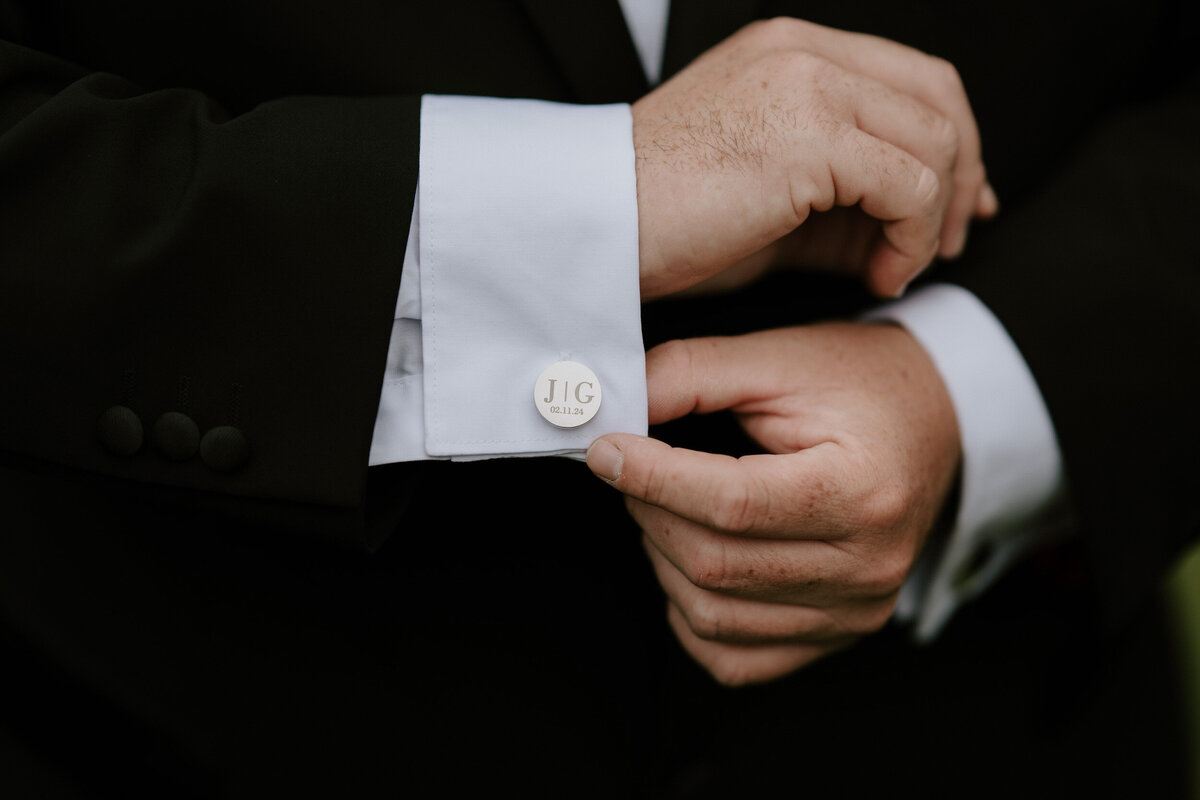 Nicola-Campbell-Timeless-Wedding-Photographer-Scotland-Doubletree-by-Hilton-North-Queensferry-Mr&MrsDavidson-18