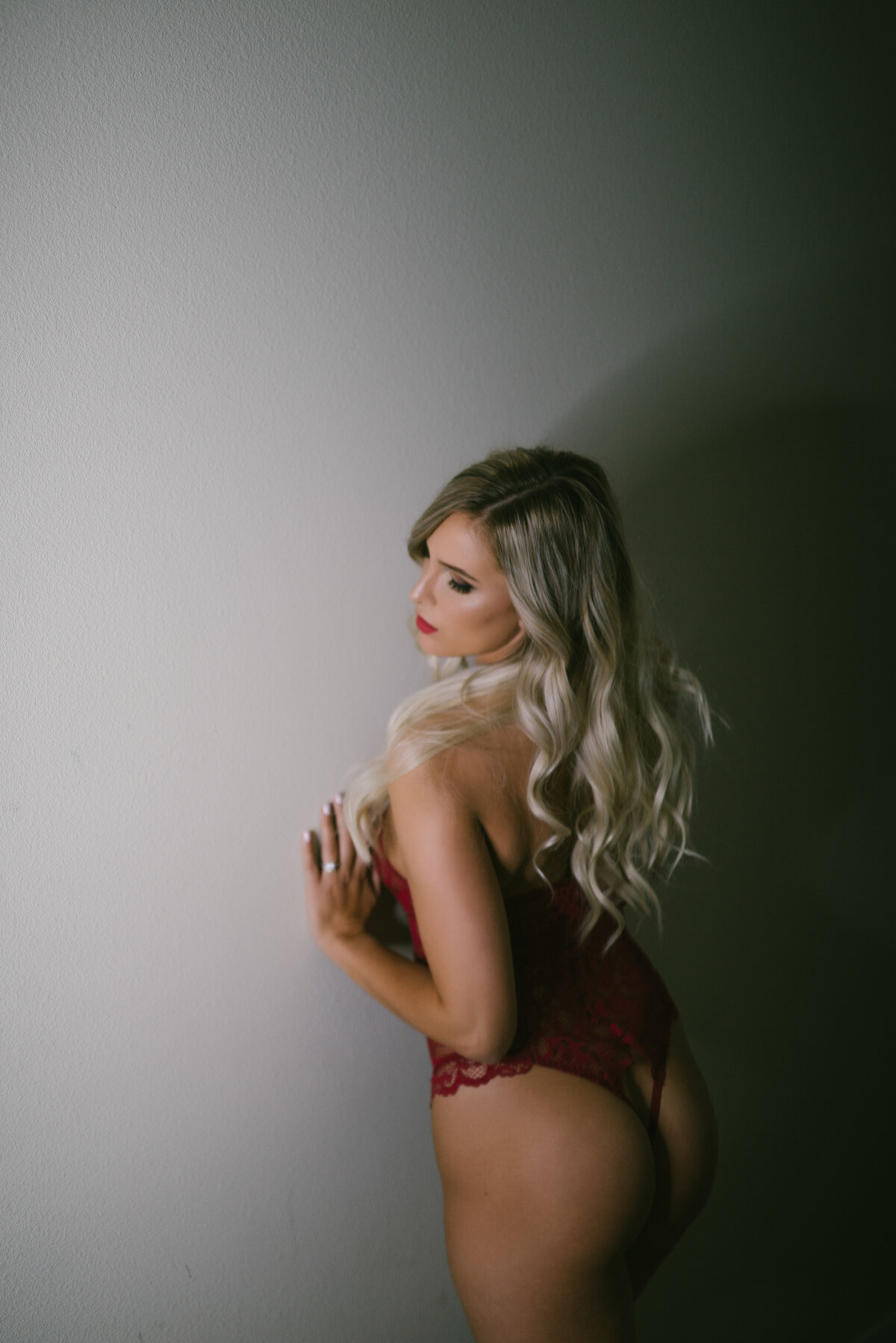 Sam Bates Muse-21