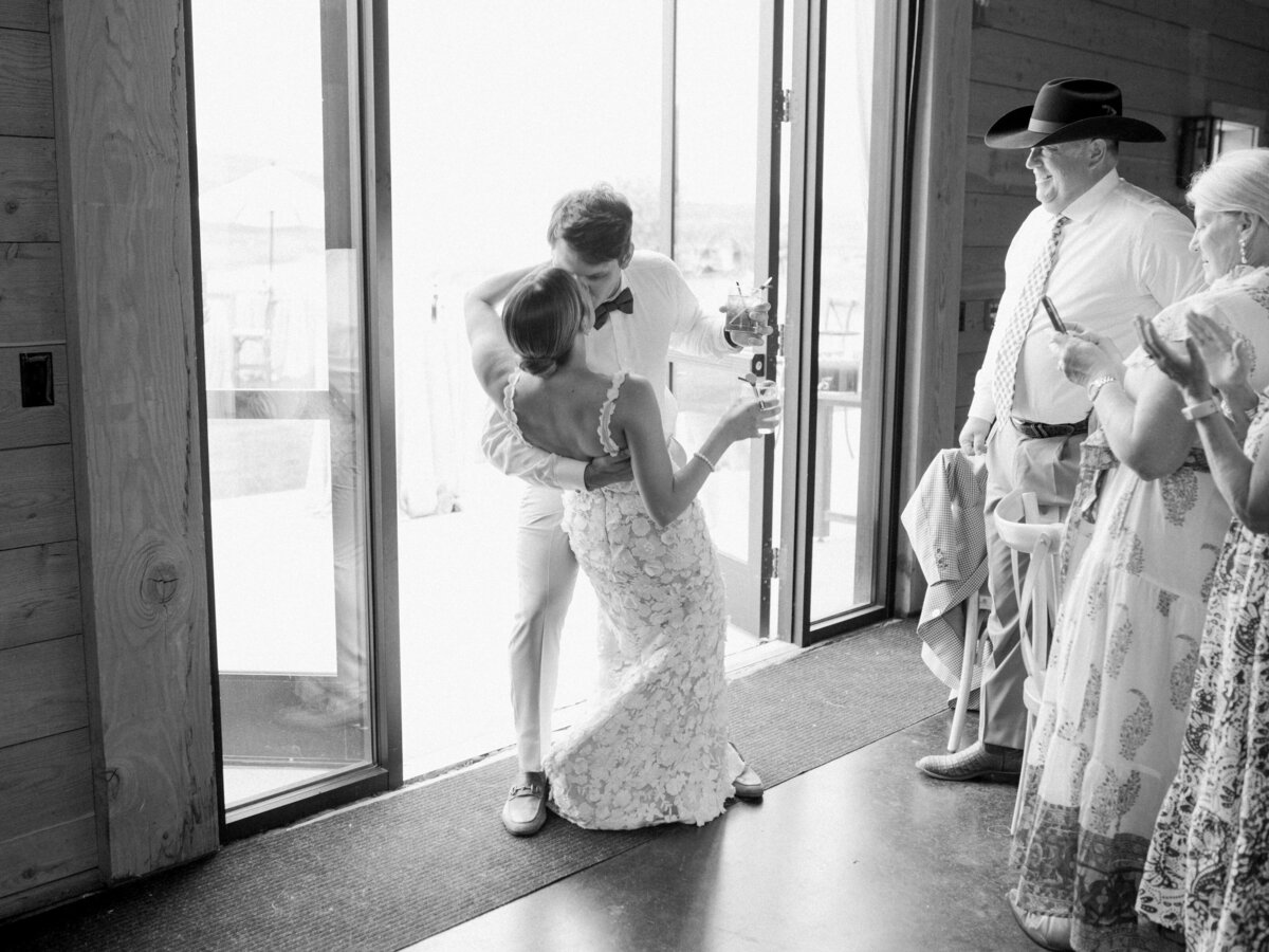 Courtney Linden Dueppengiesser Photography Fine Art Wedding and Portrait Photographer East Coast Worldwide Luxury Light Airy CourtneyDueppengiesser_FosterCreekWedding_183