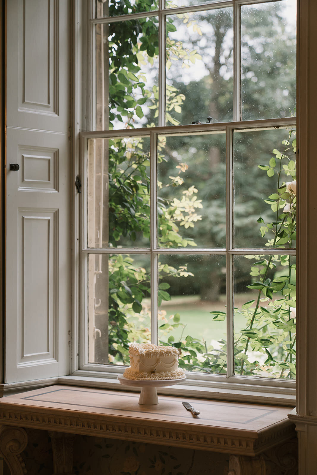 Abi-Buck-Photography-Editorial-Wedding-Photography-Middleton-Lodge-