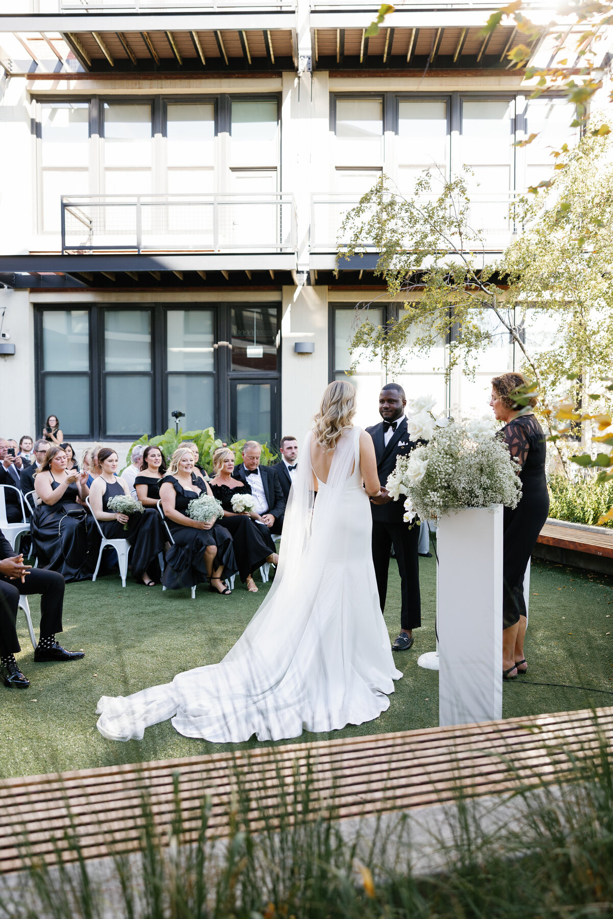 Greenhouse-loft-chicago-wedding--9862