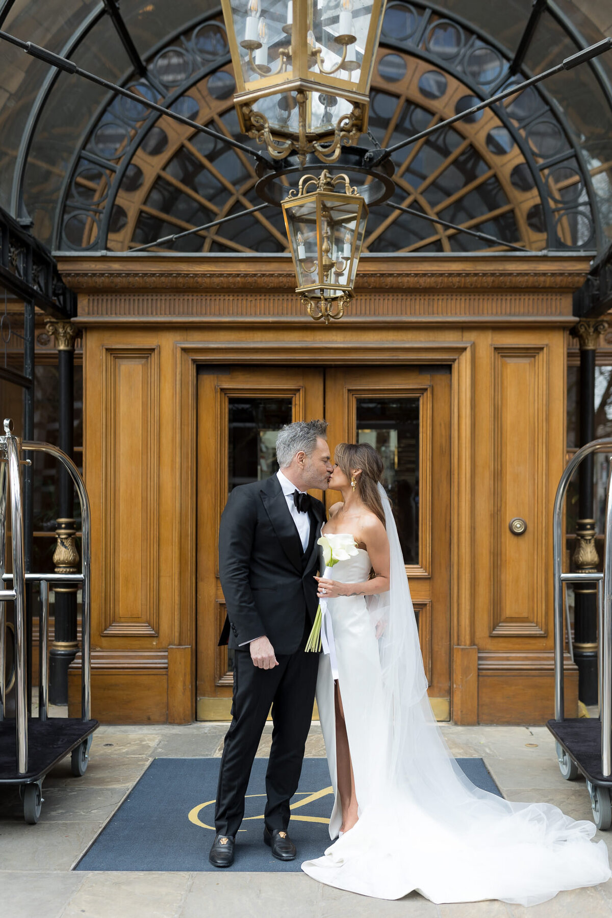 landmark-hotel-wedding-Jessy-Papasavva-Photography-356