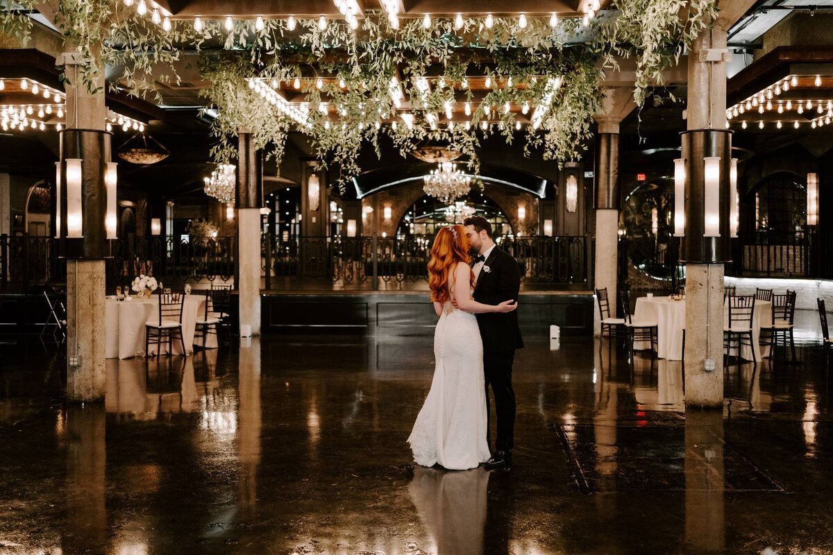 houston wedding planner - Lillie Jane Designs - The Astorian timeless glamour wedding37