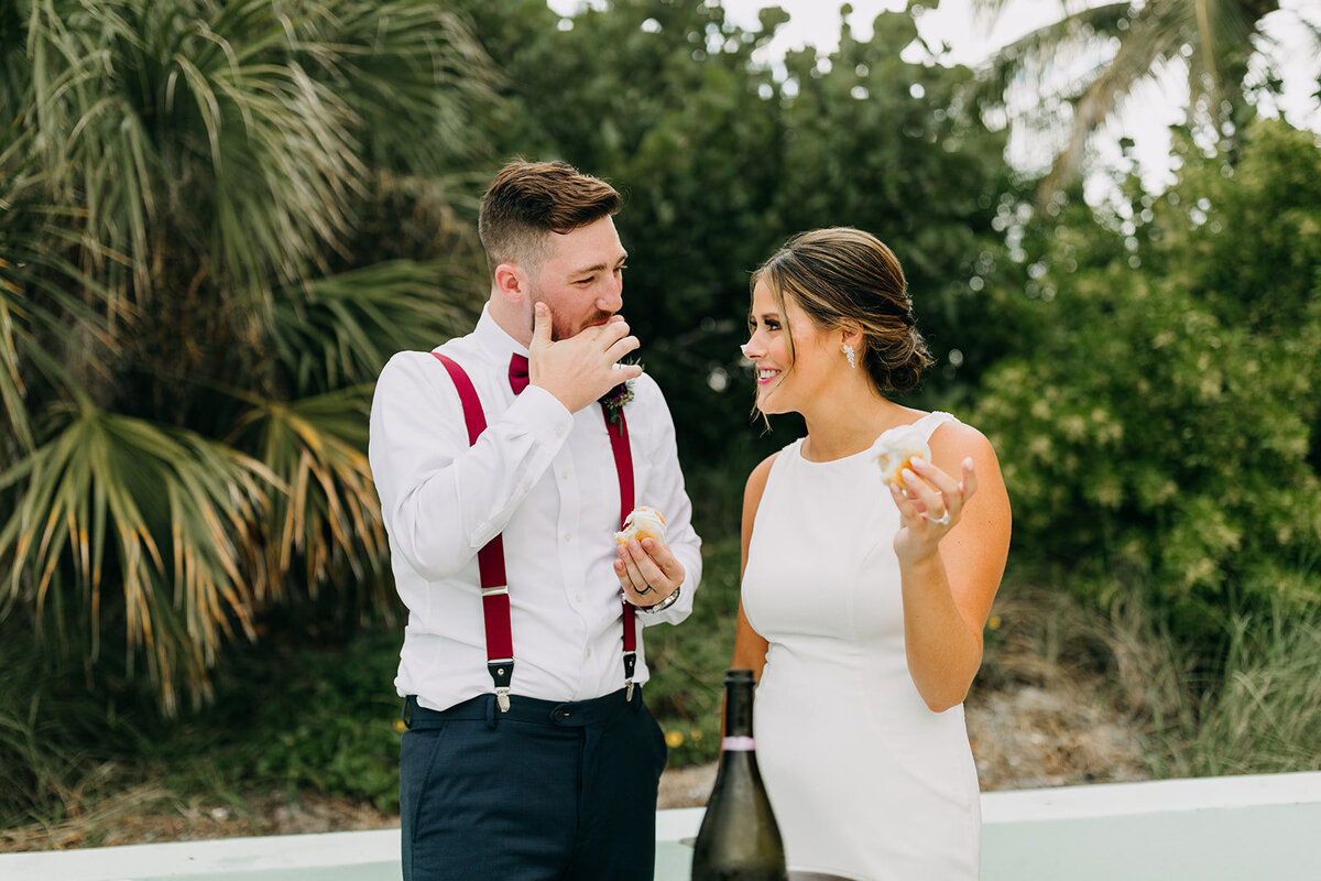 amber-mcwhorter-photo-florida-beach-elopement-chantilly-chic-planners-7