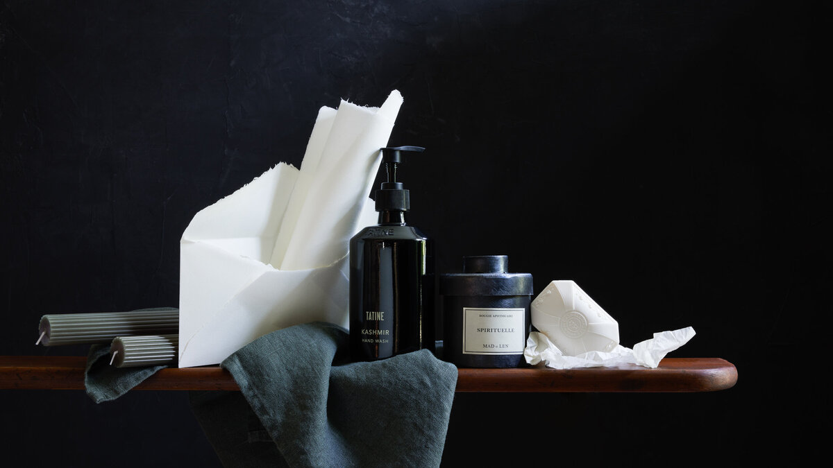 12_Shop_HOB_Host_Gift_Dark