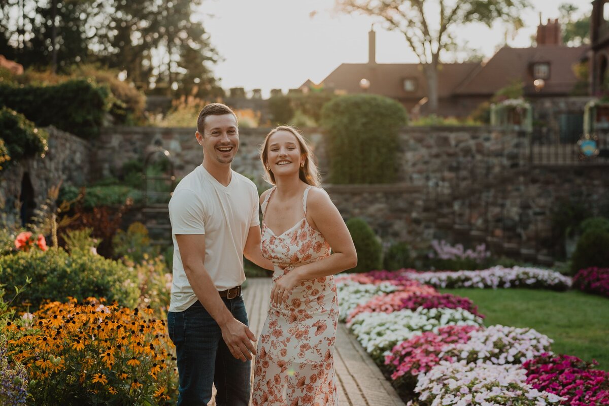 west-bloomfield-cranbrook-engagement-pics