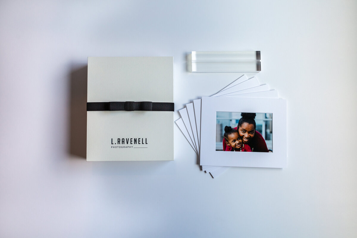 Folio-Acrylic-Holder-Print