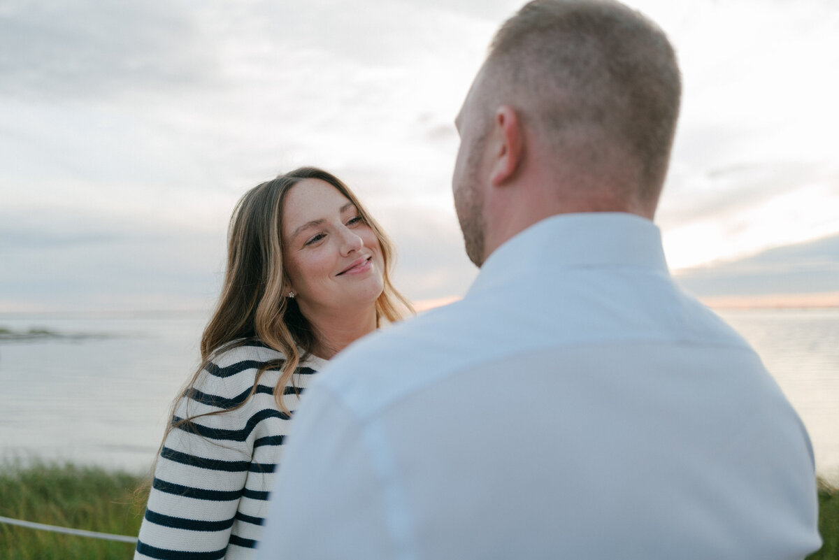downtown-charleston-engagement-session-meg-andrew-050