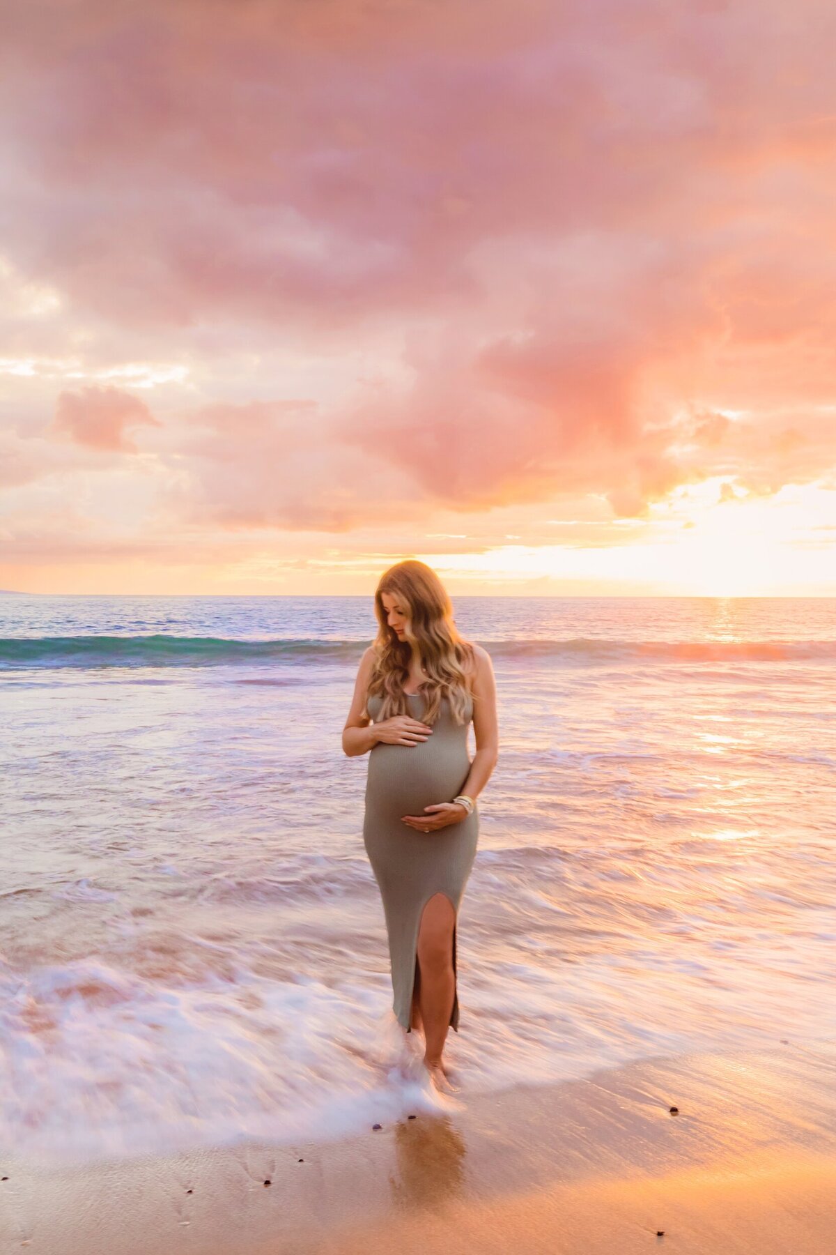 maui-sunset-maternity-pictures_0002