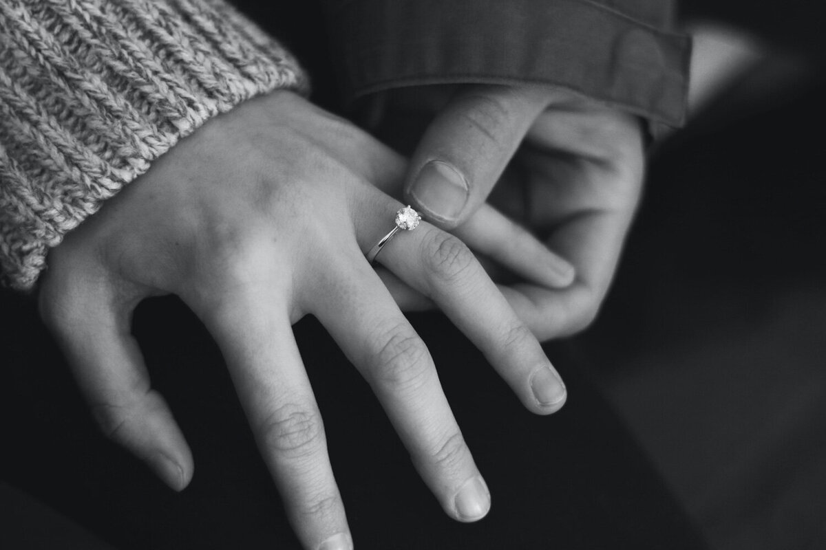 Azalea-Website-Template-Engagement-Photos-16