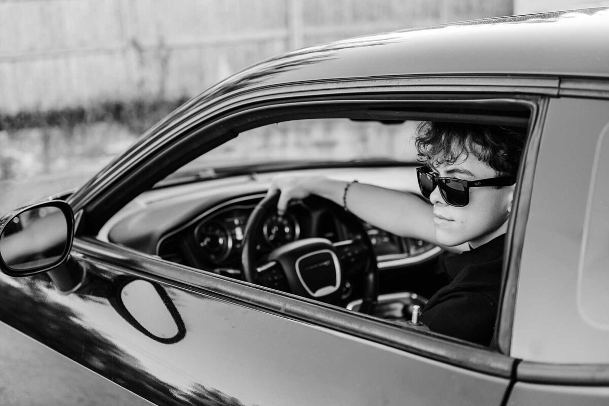 ow-senior-guy-photos-9