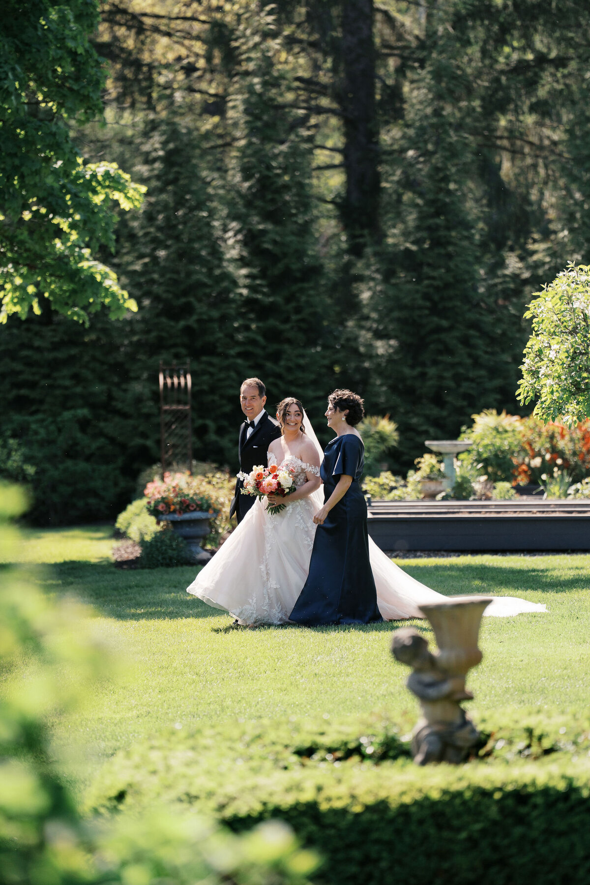 Maria + Grant + Truvision Studios 111