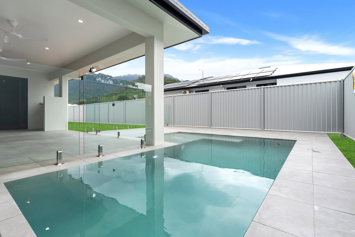 Custom Rockycreek 2 Pool 