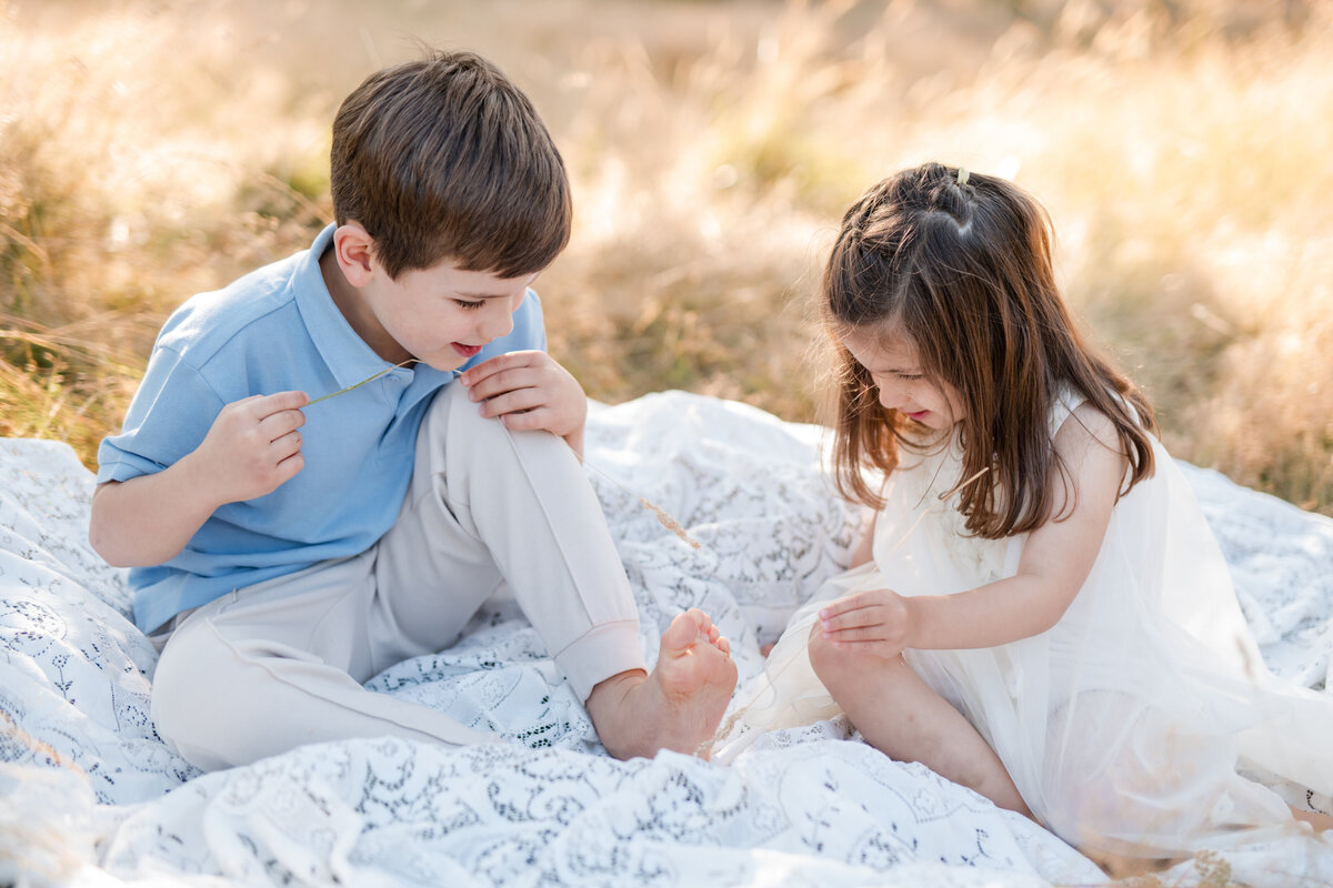 Family Photographer Seattle | Heleyna Holmes Photography