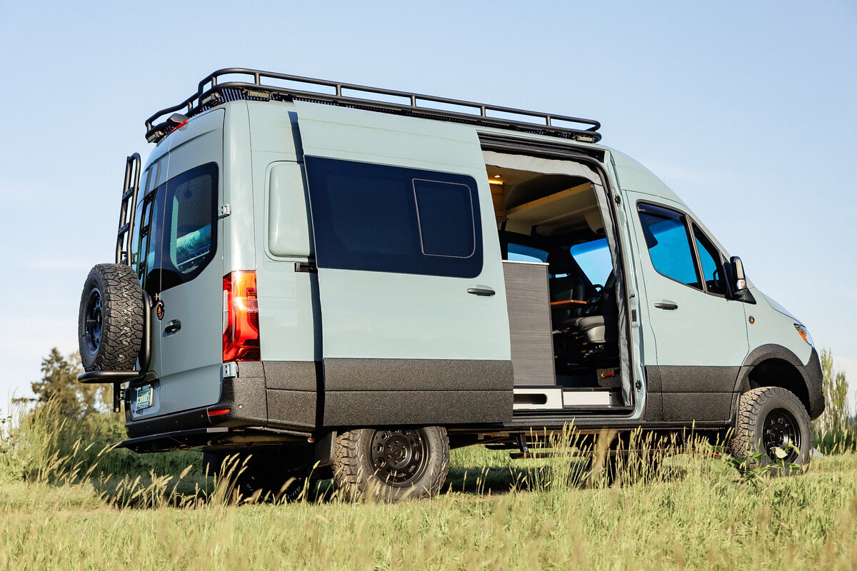 1_Mystique_BenchmarkVehicles117Mystique_BenchmarkVehicles1172025_Benchmark115_9549
