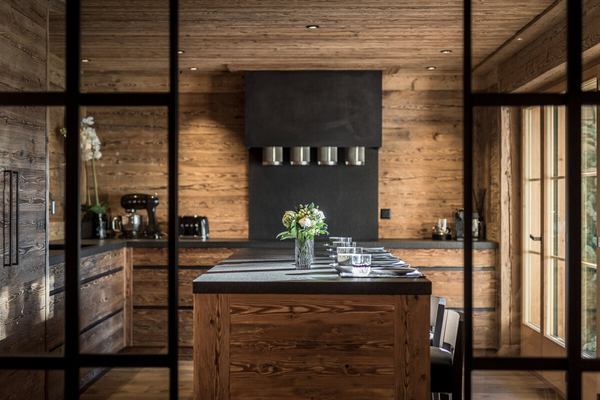Chalet le Mont - Gstaad - Interior - 7LivesCollection -09