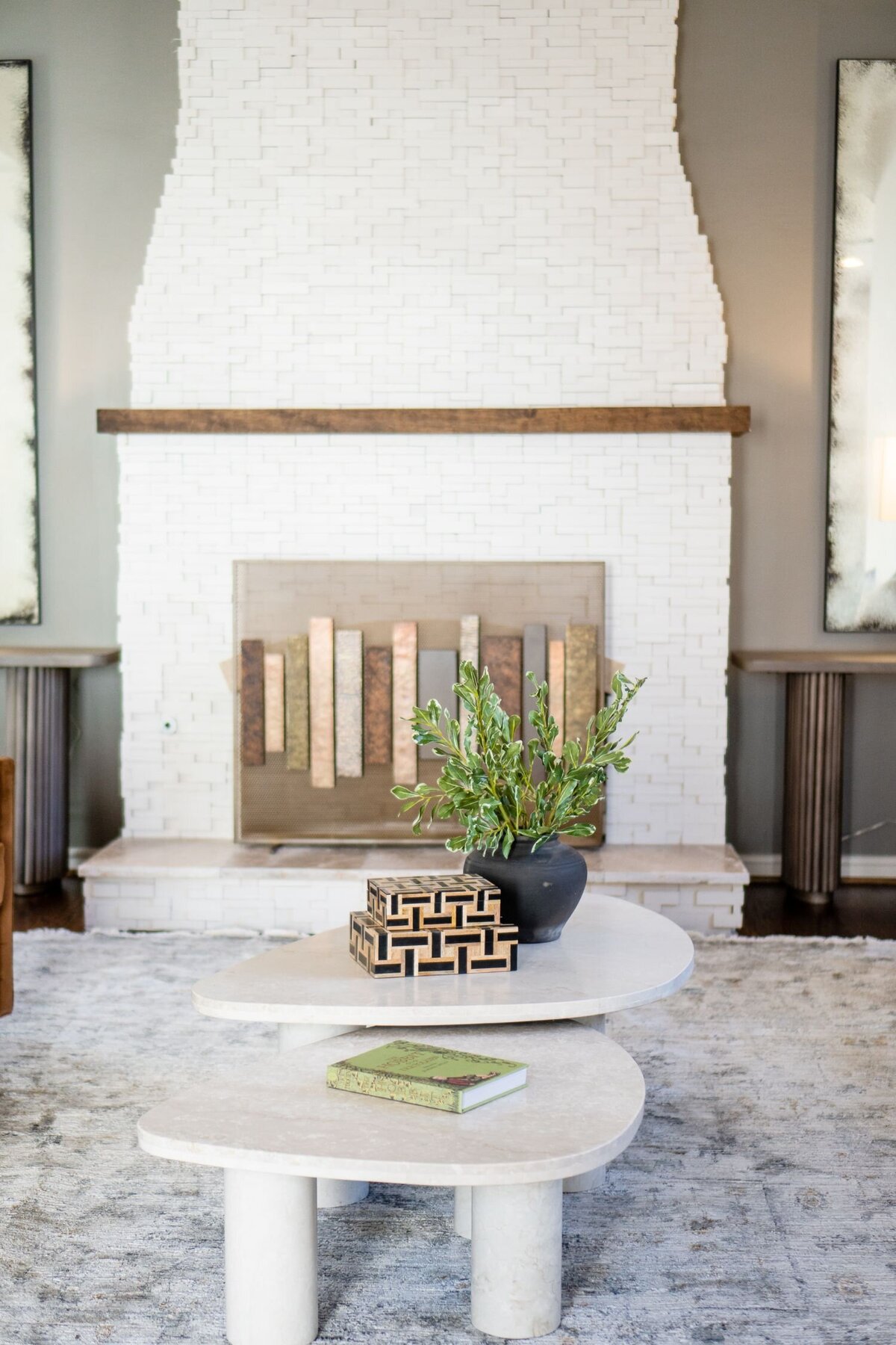 rebekah-nicole-interiors-ember-project-living-room-fireplace-coffee-table-styling