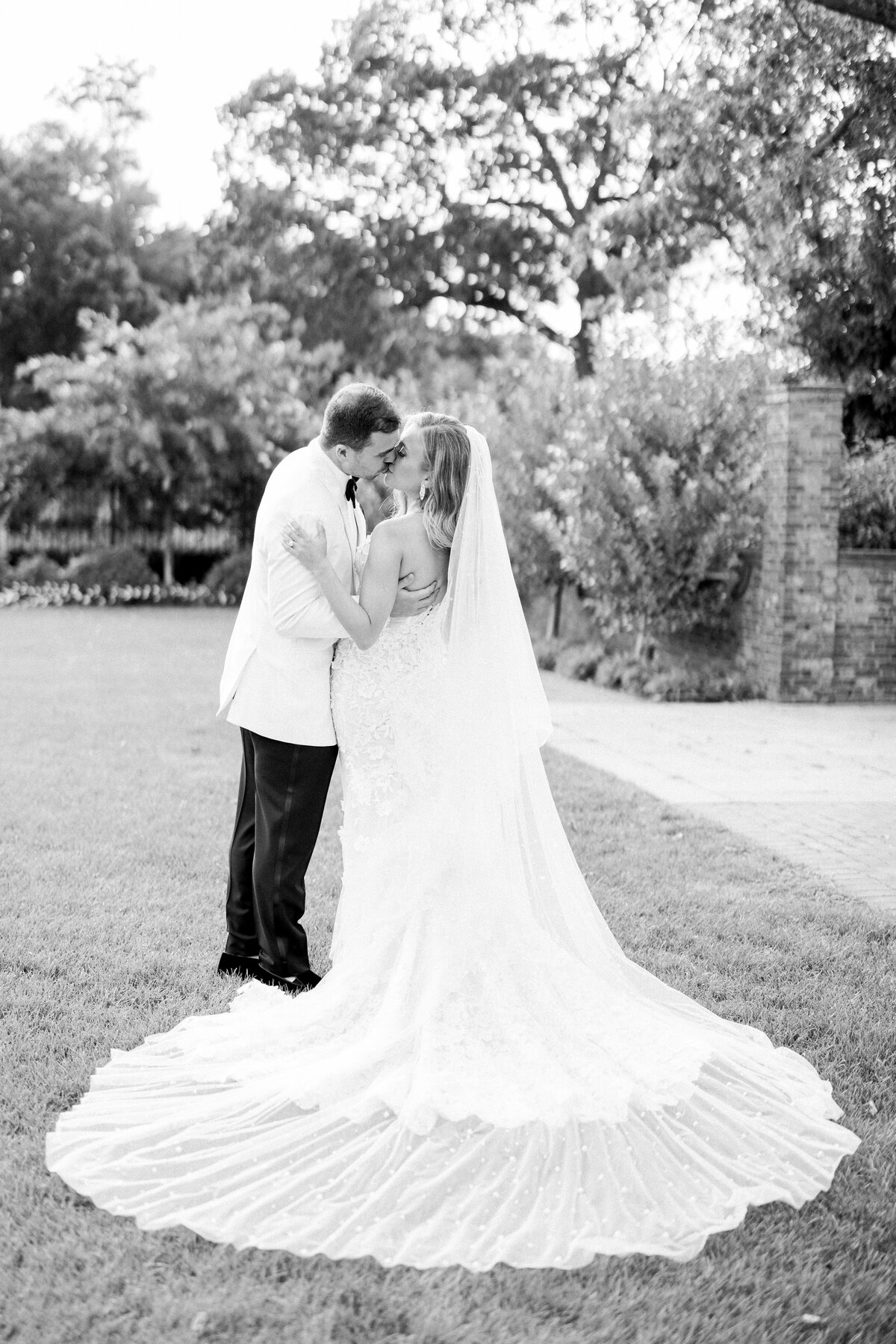 Old Westbury Country Club Long Island Wedding-12