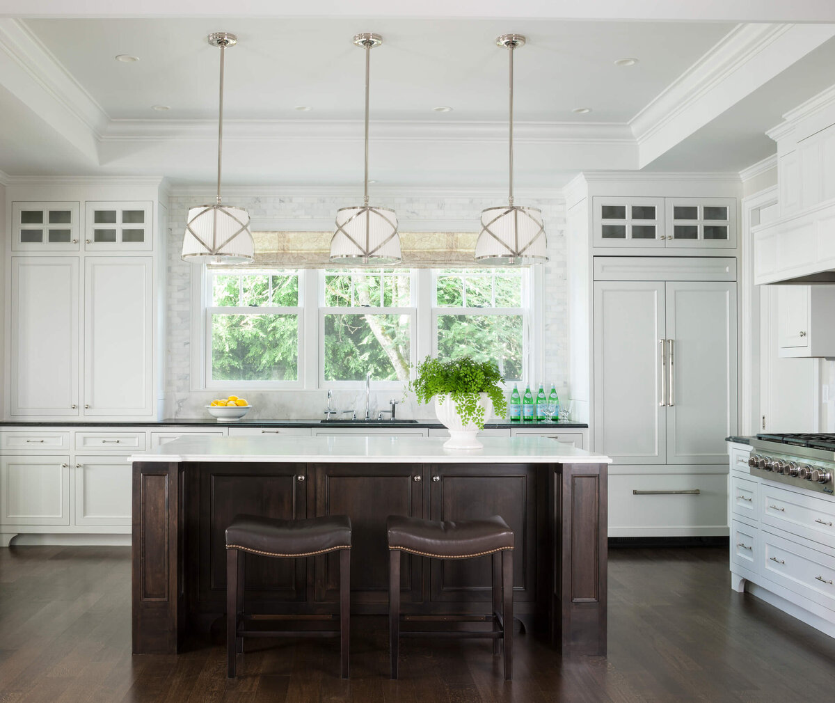 Dark-wood-kitchen-island