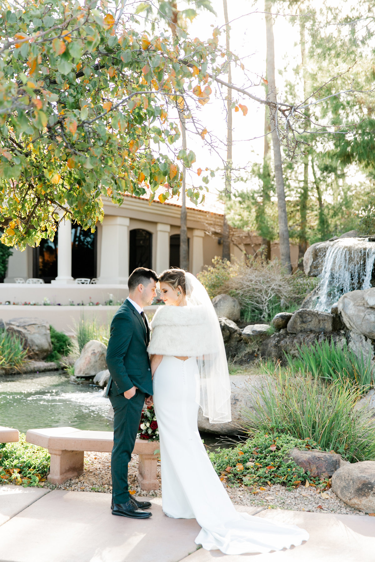 Karlie Colleen Photography - Gilbert Arizona Wedding - Val Vista Lakes - Brynne & Josh-467