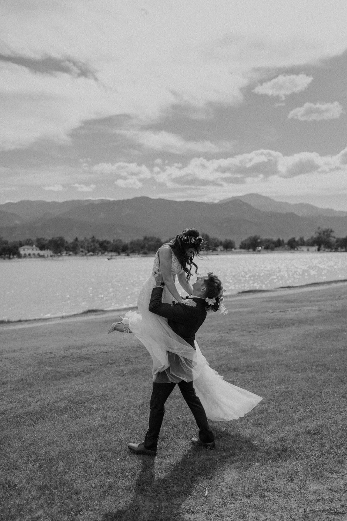 andres-molina-kPIF4erPLfY-unsplash