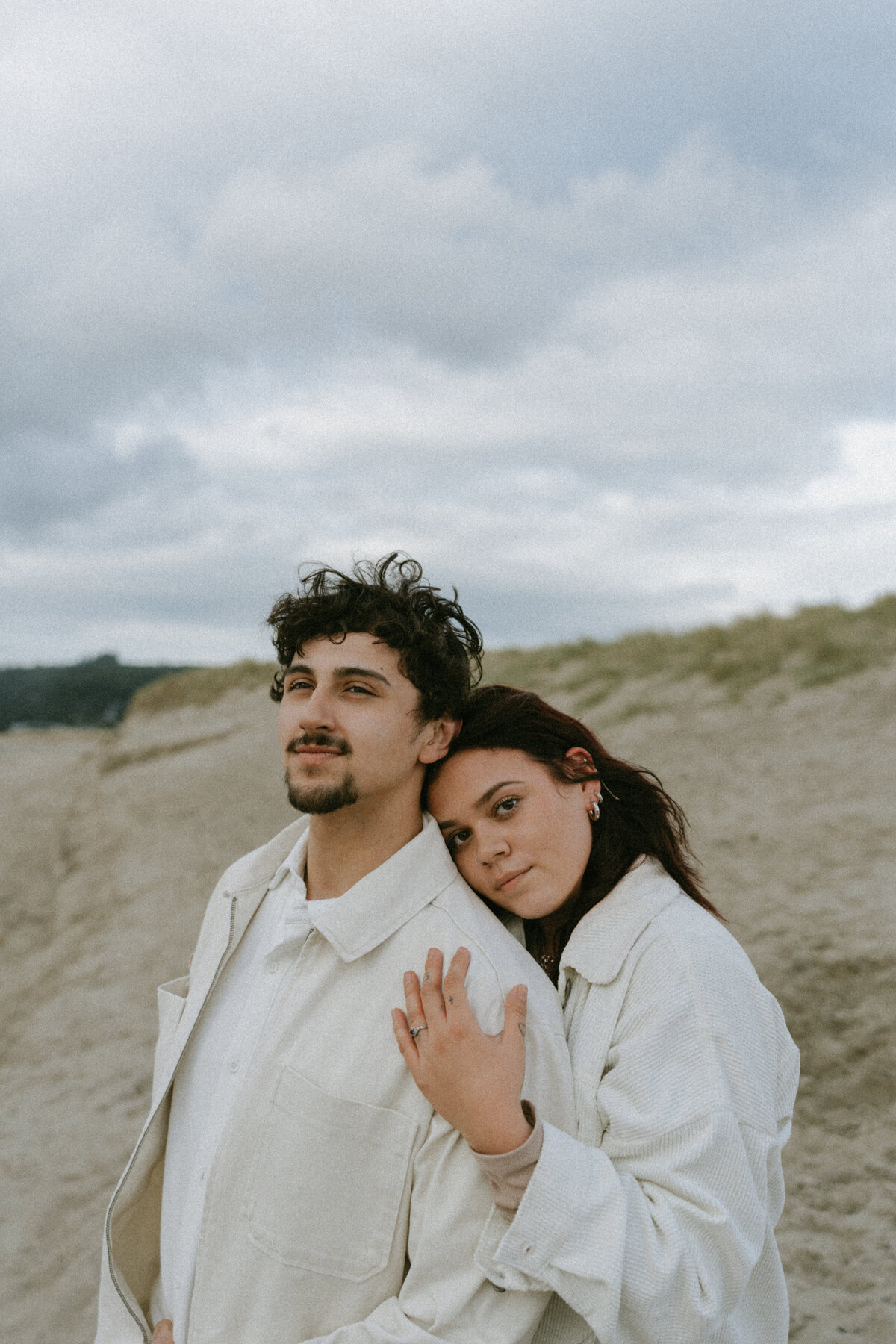 cannon beach - oregon documentary storytelling - couples sunset photos-17