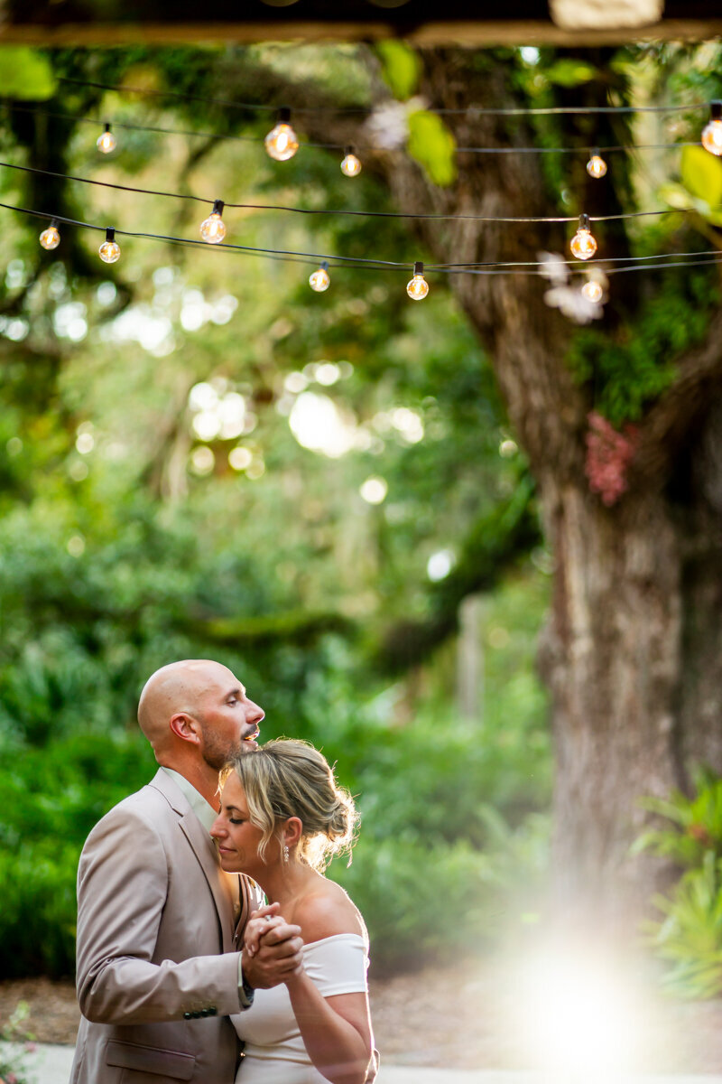 maddness-photo-del-favero-oasis-elopement-chantilly-chic-celebrations-1