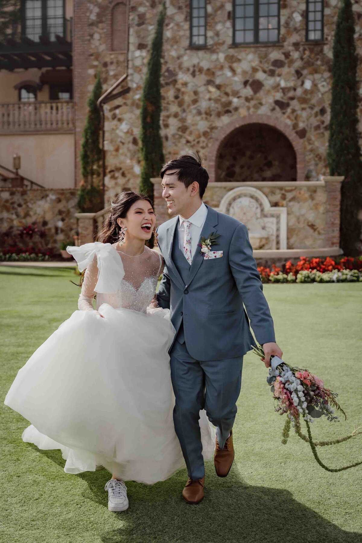bella-collina-lawn-wedding