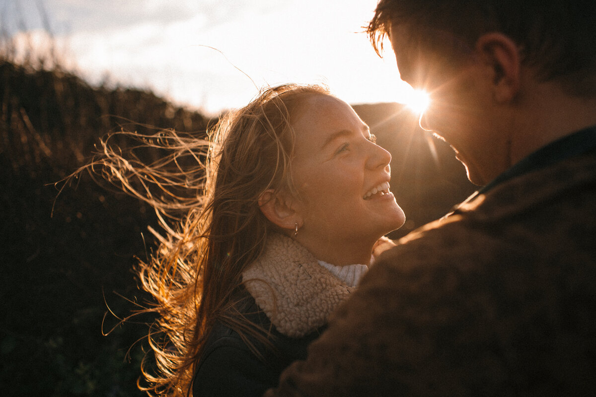 Engagement shoot_couples session_wild winter shoot_Hope Cove_014