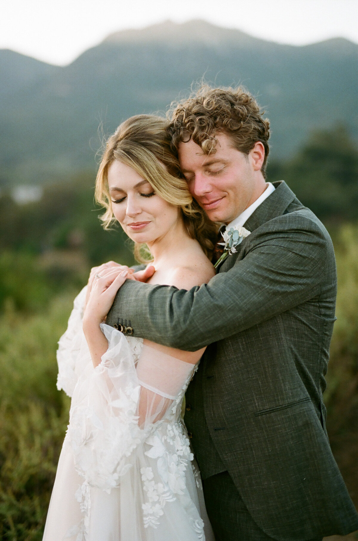 35mm Film Wedding Photography-017-000241170014