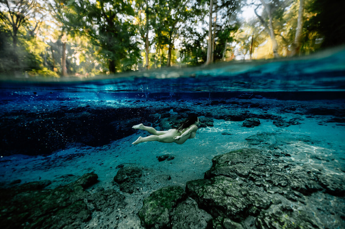 Florida-Underwater-Maternity-Photographer-Chasing-Creative-46