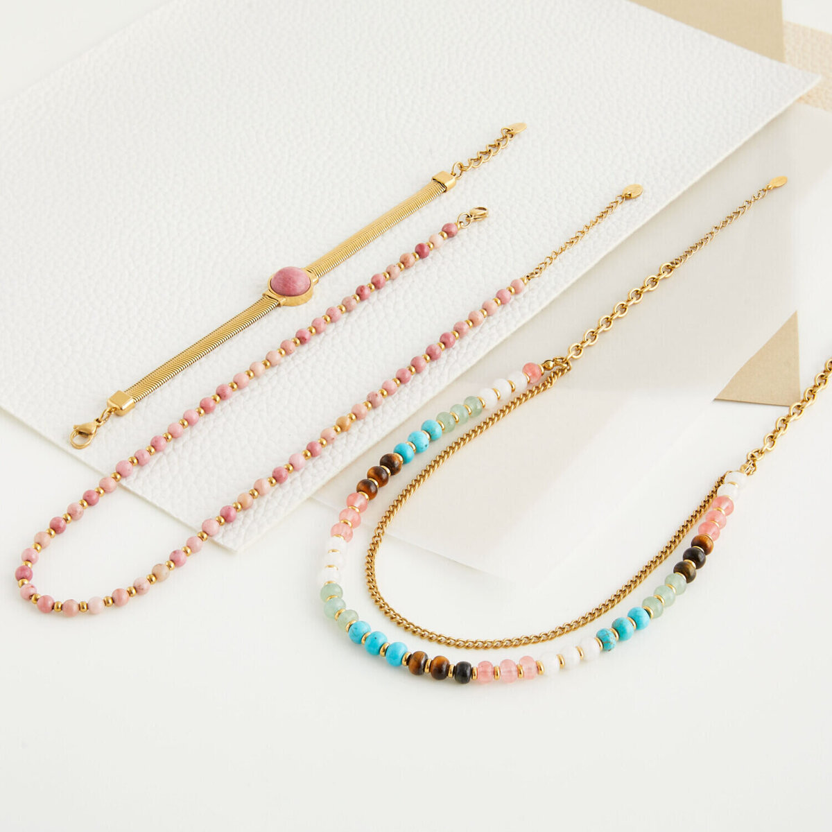 Colorful jewelries