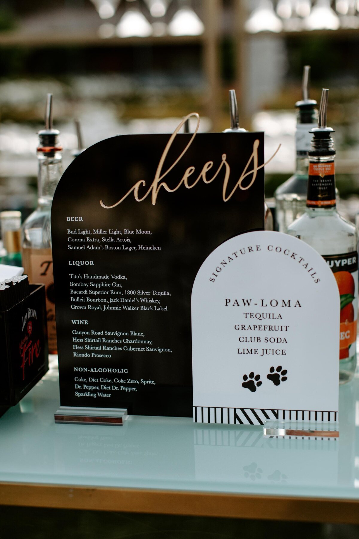cheers-acrylic-wedding-bar-sign