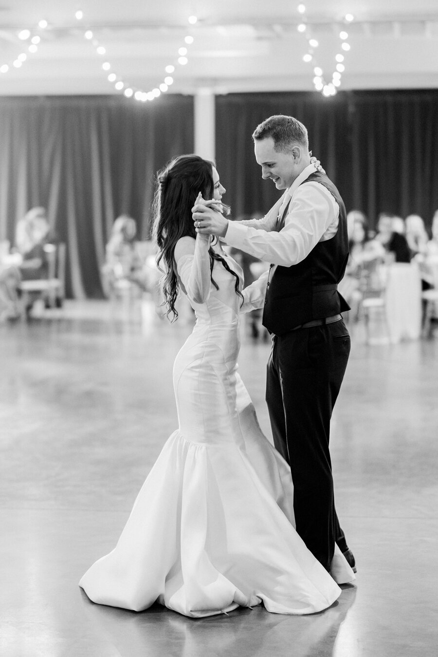 lovetreestudios_columbia_missouri_wedding_the_atrium_195