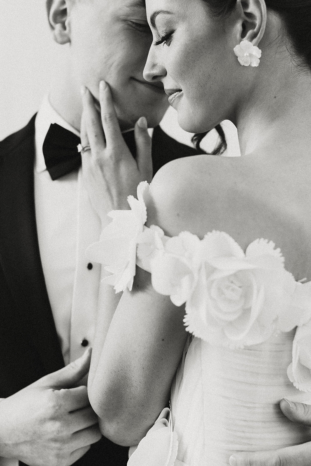 michigan-photographer-nkm-styledcontent-detroit-michigan-wedding-brittanybradleystudio-79_websize