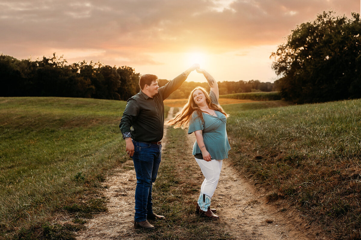 canal fulton ohio engagement photographer, akron ohio couples photographer, ohio family photographer, canal fulton ohio family photographer, akron ohio family photographer