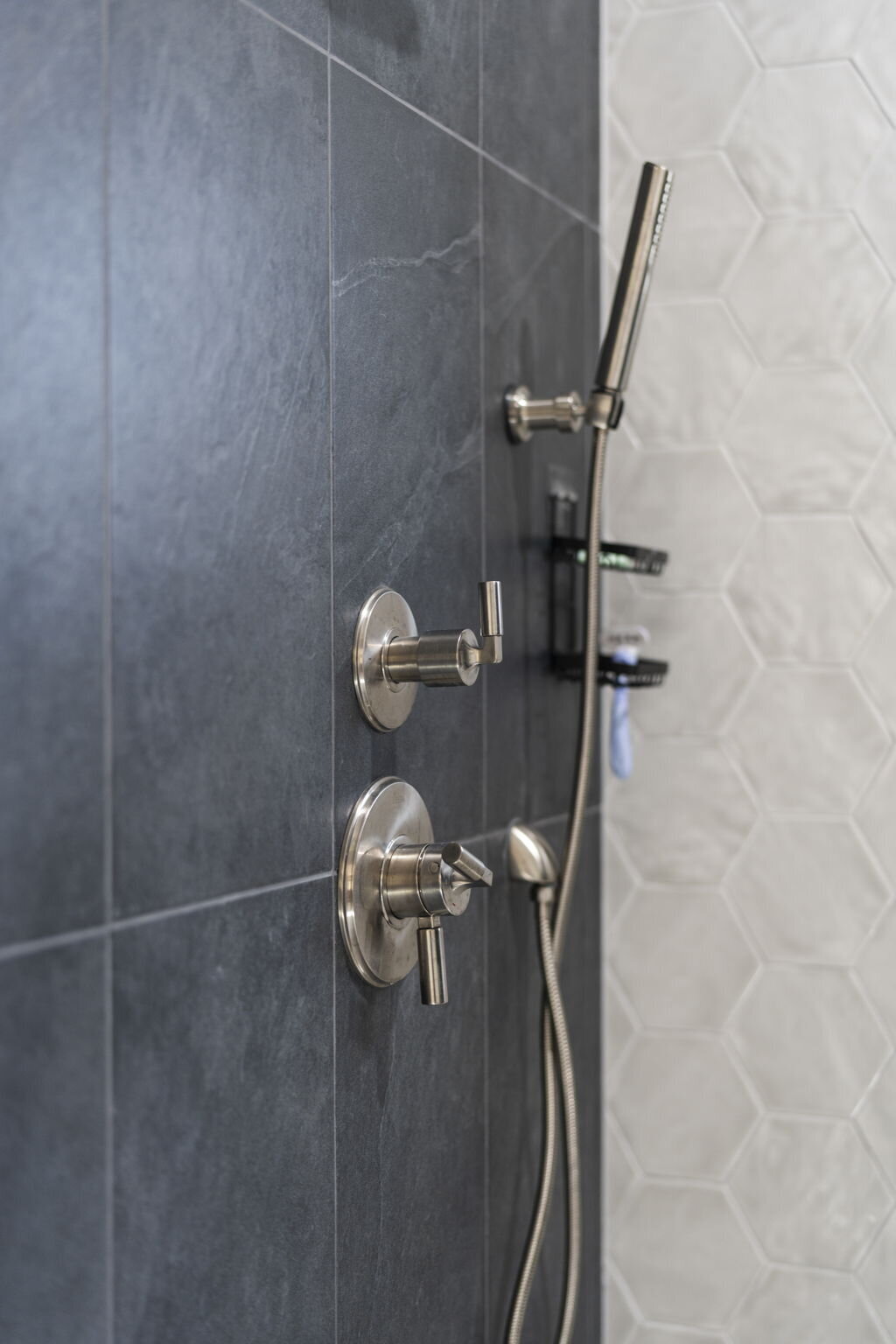 70-web-or-mls-JEL02001