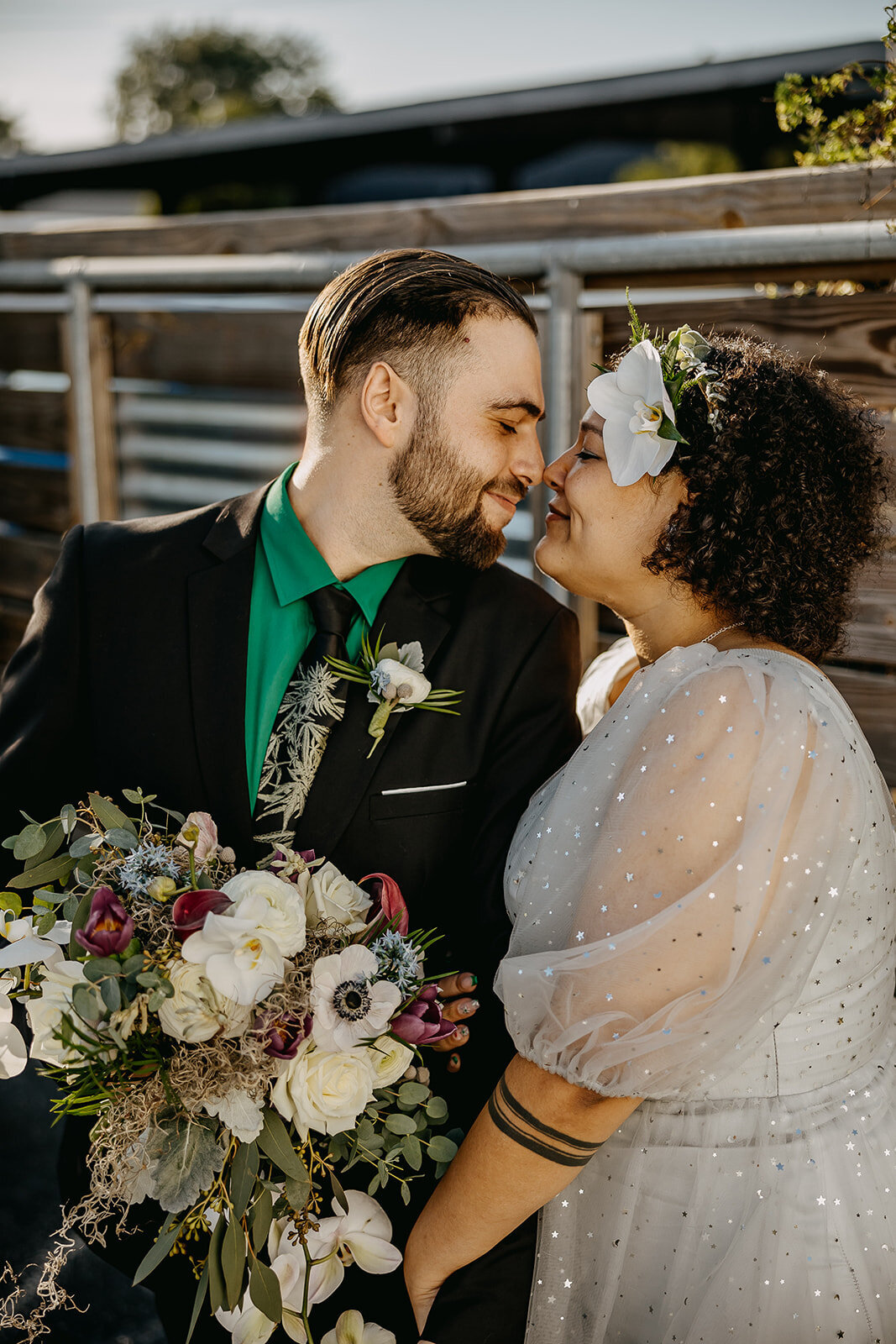 rad-red-creative-wild-roots-elopement-chantilly-chic-celebrations-5