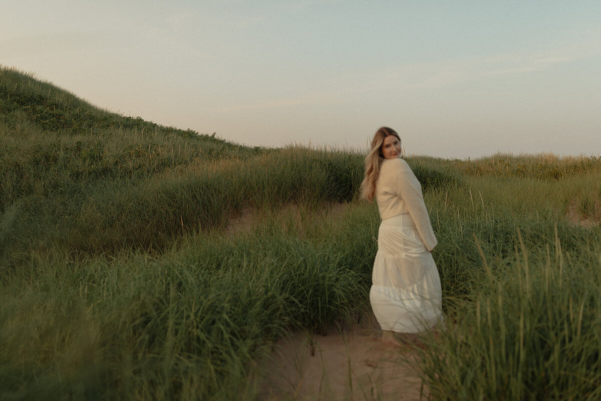 megan shaw on beach in pei