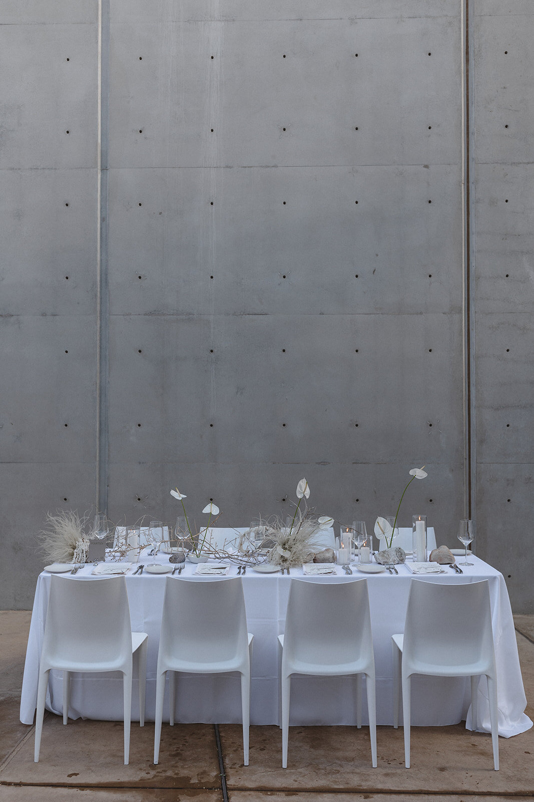 scottsdale-arizona-editorial-neutral-color-palette-wedding-chic-vogue-wedding-photography-7008