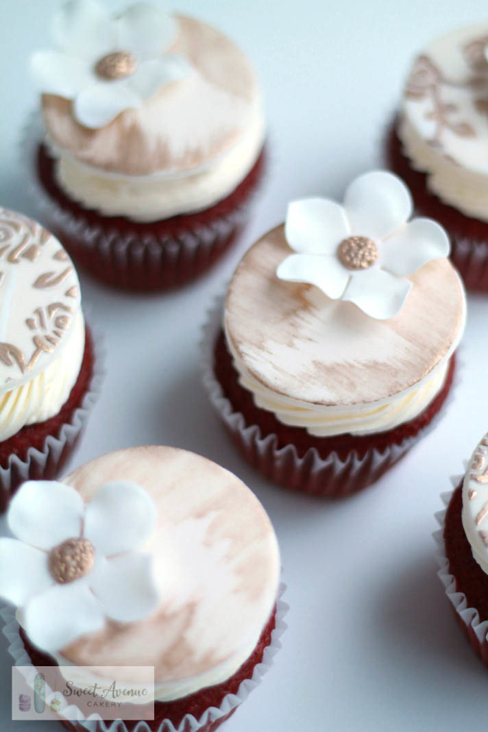 ivory and gold flower cupcakes