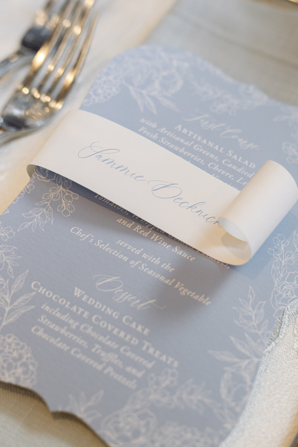 wedding-menu-blue-scroll-placecard-vintage