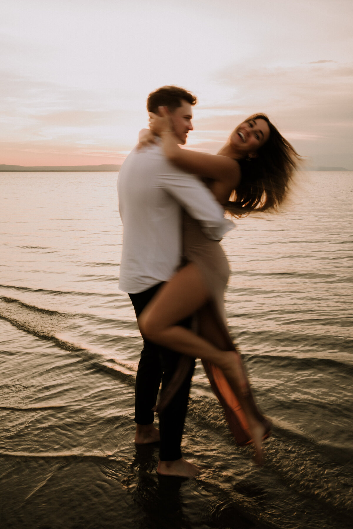 brooke-max-engagement-fall-autumn-wasaga-beach-sunset-barrie-lake-80