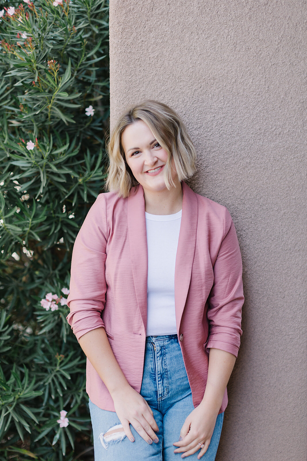 maddie-peschong-souix-falls-branding-photographer-10_websize